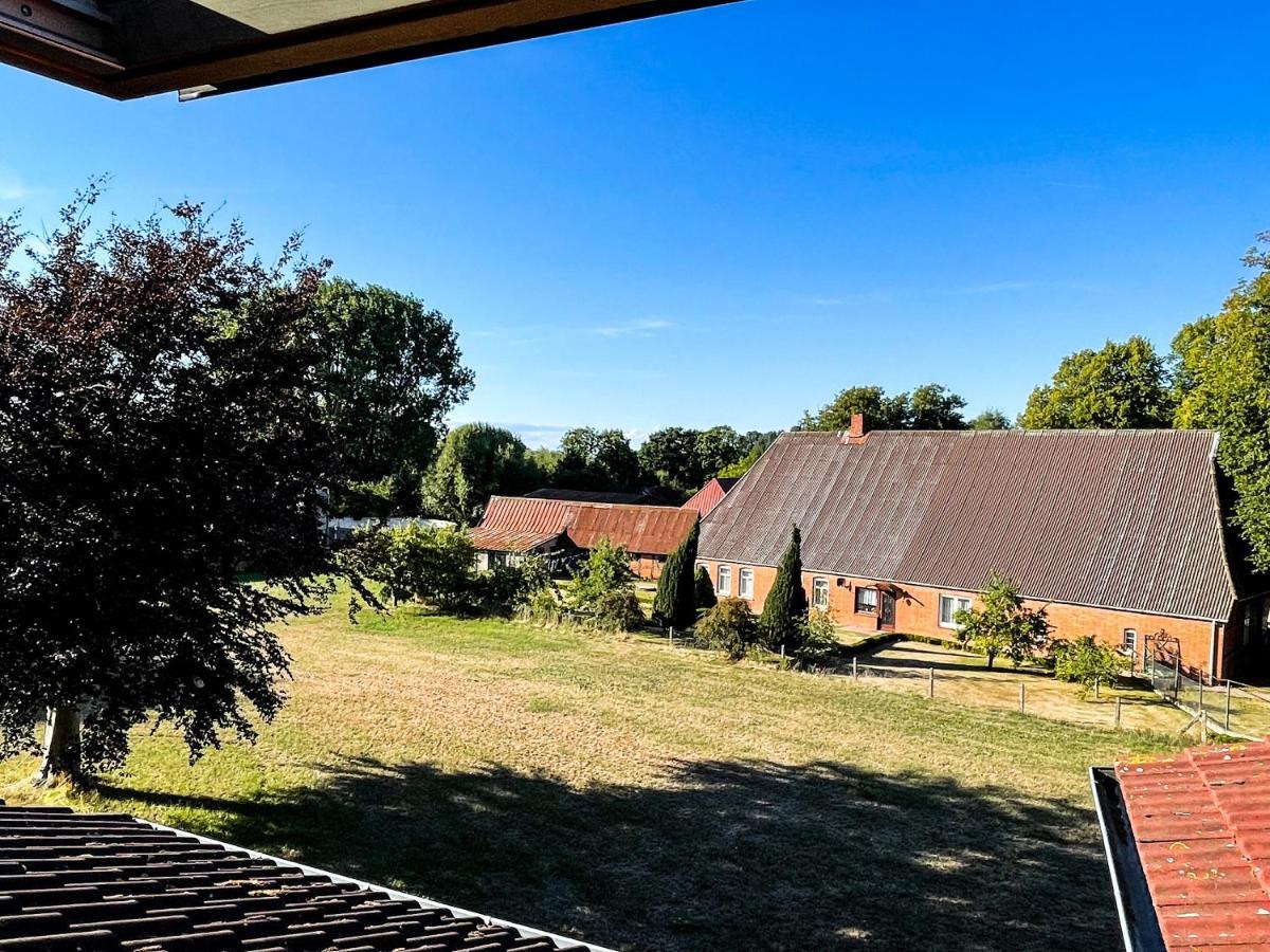 Op'N Doerp Apartment Barsbek Exterior foto